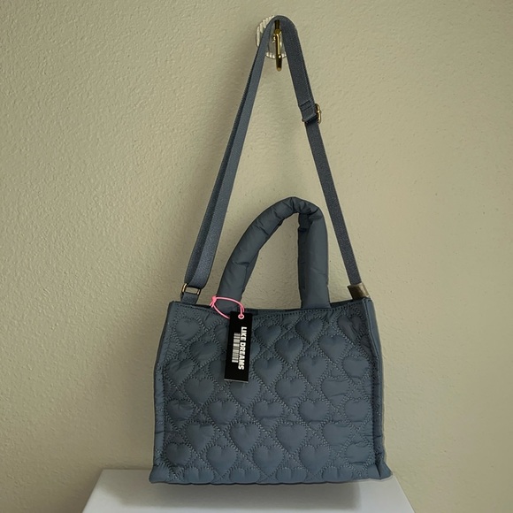 Like Dreams Nylon Puffer Tote Bag. - Picture 3 of 11